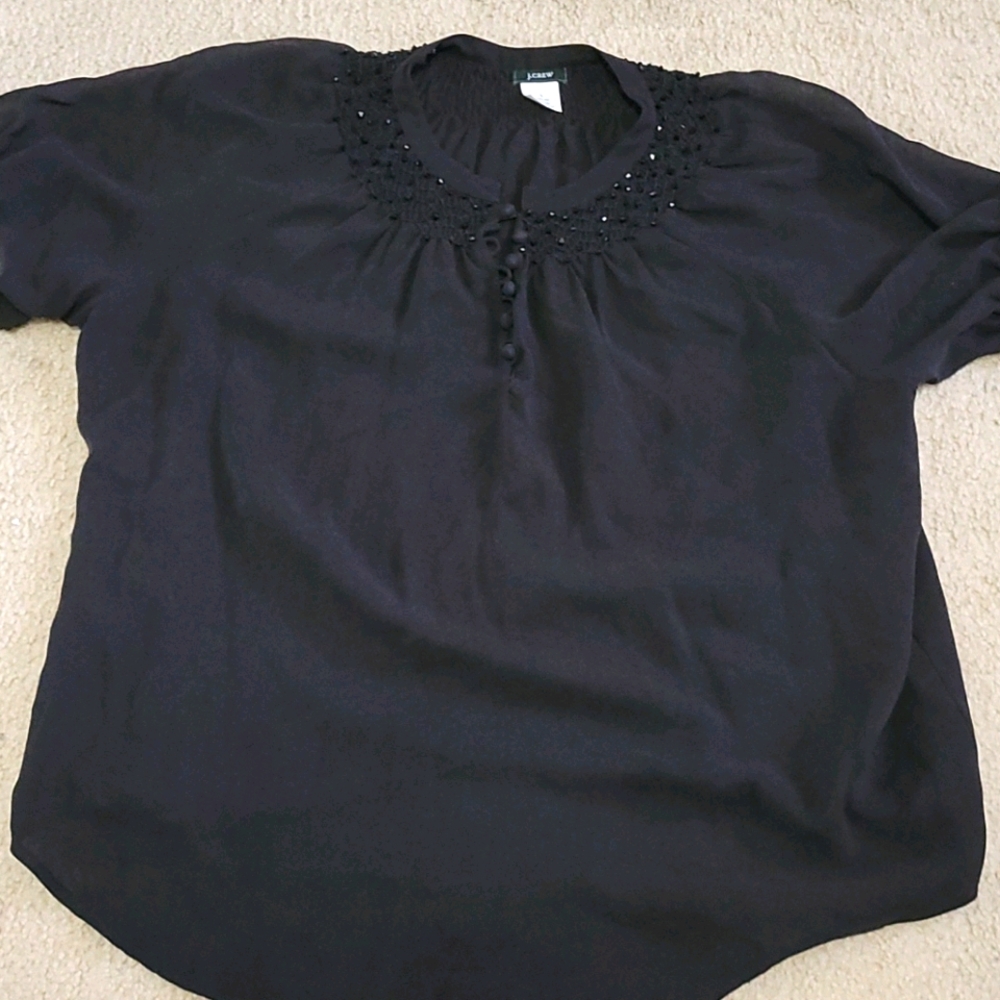 BLACK SILK TOP